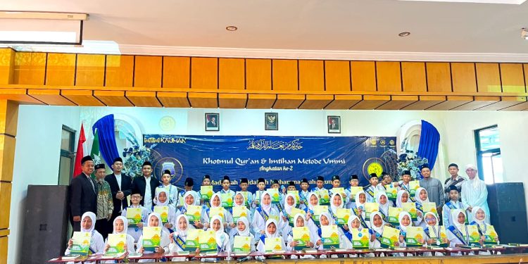 Penuh Haru, Khotmul Qur’an dan Imtihan Tartil Angkatan II MIM Kauman Wiradesa Berjalan Lancar