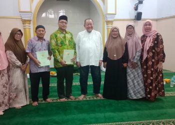 JAMAAH MASJID AL MUTTAQIN RANTING MUHAMMADIYAH KEPATIHAN 1 BERSAMA JAMAAH RANTING SEKITAR MEMBELI TANAH BANGUNAN 1,2 MILIAR UNTUK DIWAKAFKAN