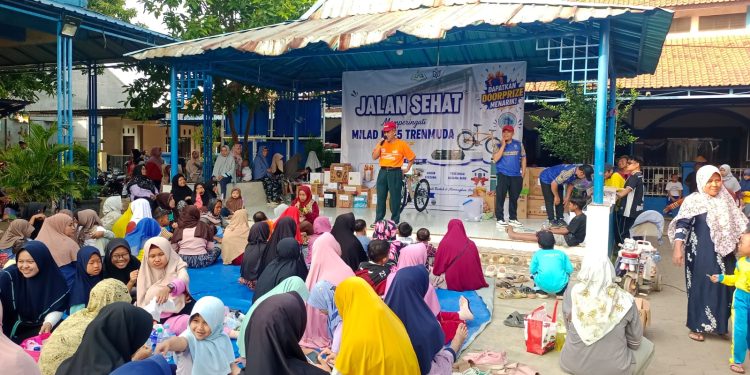 Semarak Milad ke-5 TrenMuda Wiradesa, Jalan Sehat Satukan Santri dan Masyarakat