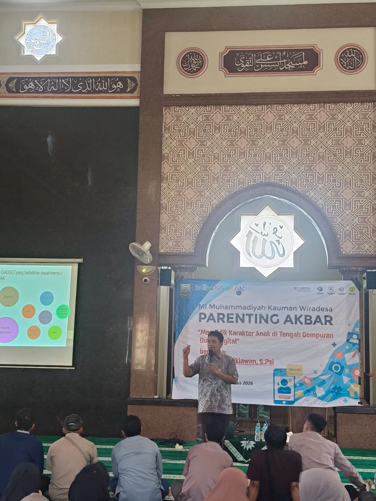 Parenting Akbar MIM Kauman Wiradesa bersama orang tua dan wali murid