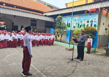 Pendidikan karakter siswa melalui lomba kemerdekaan di MI Muhammadiyah Kauman