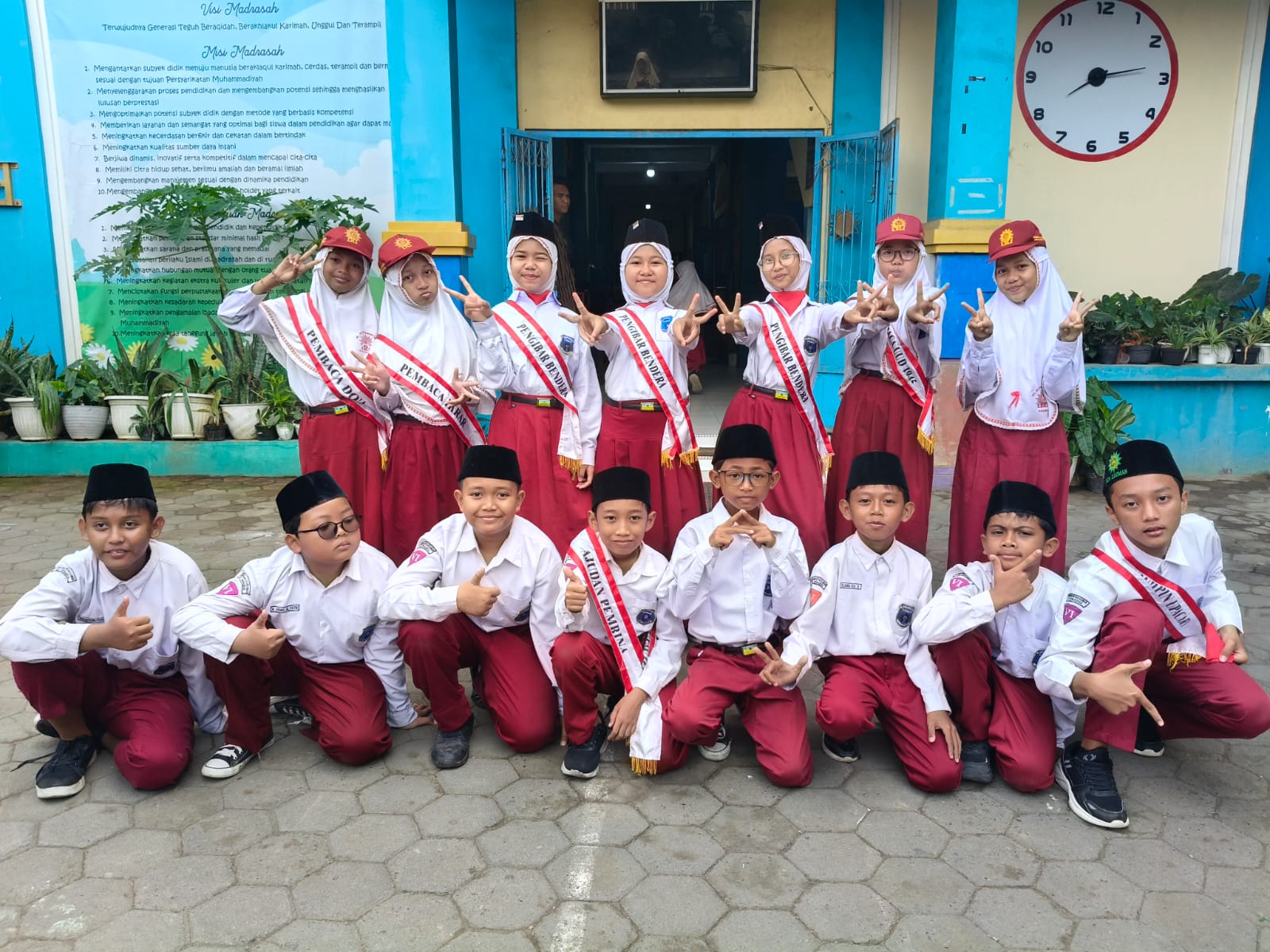 Pendidikan karakter siswa melalui upacara kemerdekaan di MI Muhammadiyah Kauman