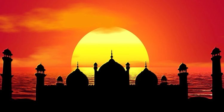 Khutbah Jum’at: Di Balik Kemarau, Rahmat Allah Dinanti